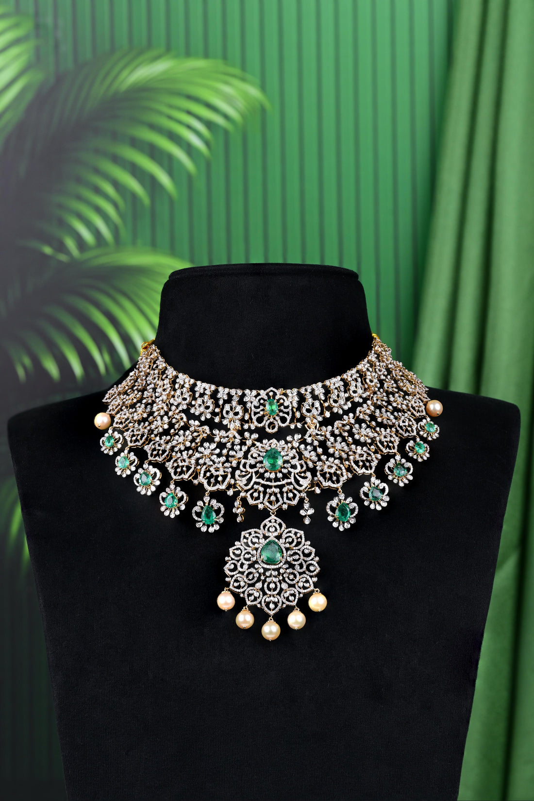 Emerald Bloom Heritage Choker