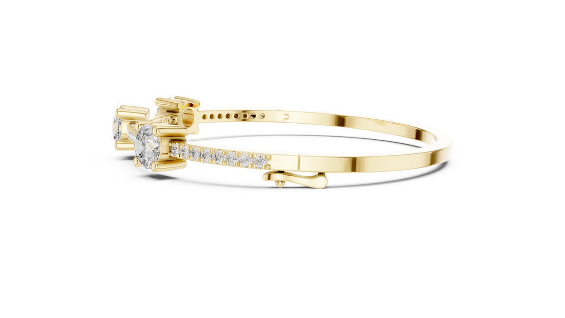 95 Pointer Round Diamond Bracelet with Micro-Prong Accent Band