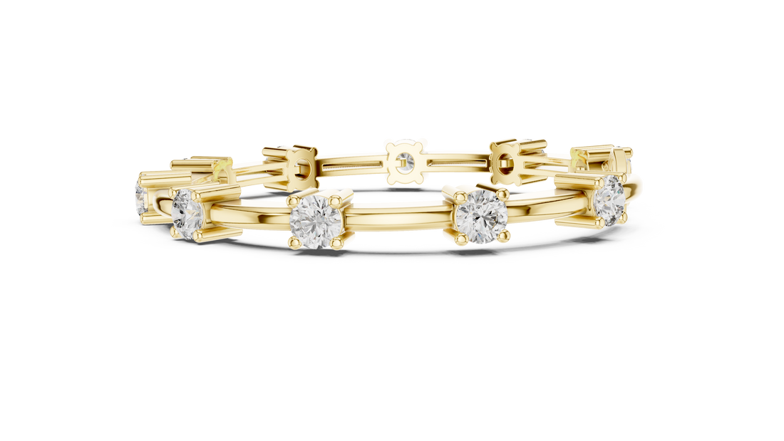 56 Pointer Round Diamond Collet Station Link Bracelet