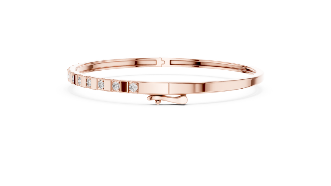 3 Pointer Half-Eternity Round Diamond Hinged