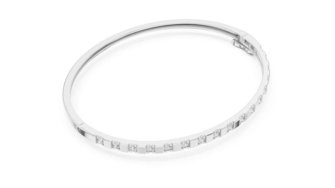 3 Pointer Half-Eternity Round Diamond Hinged