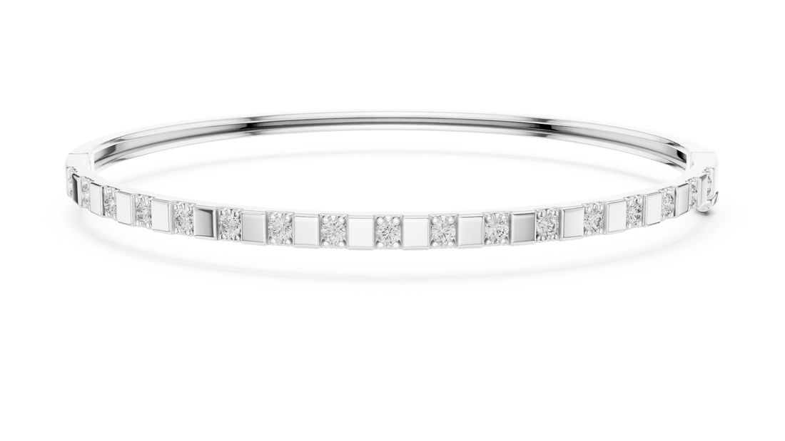3 Pointer Half-Eternity Round Diamond Hinged
