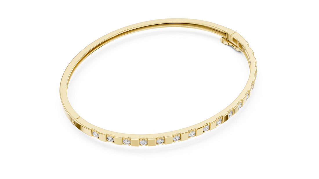 3 Pointer Half-Eternity Round Diamond Hinged