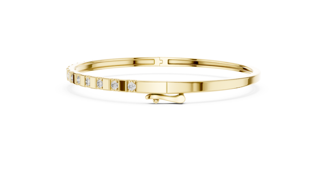 3 Pointer Half-Eternity Round Diamond Hinged