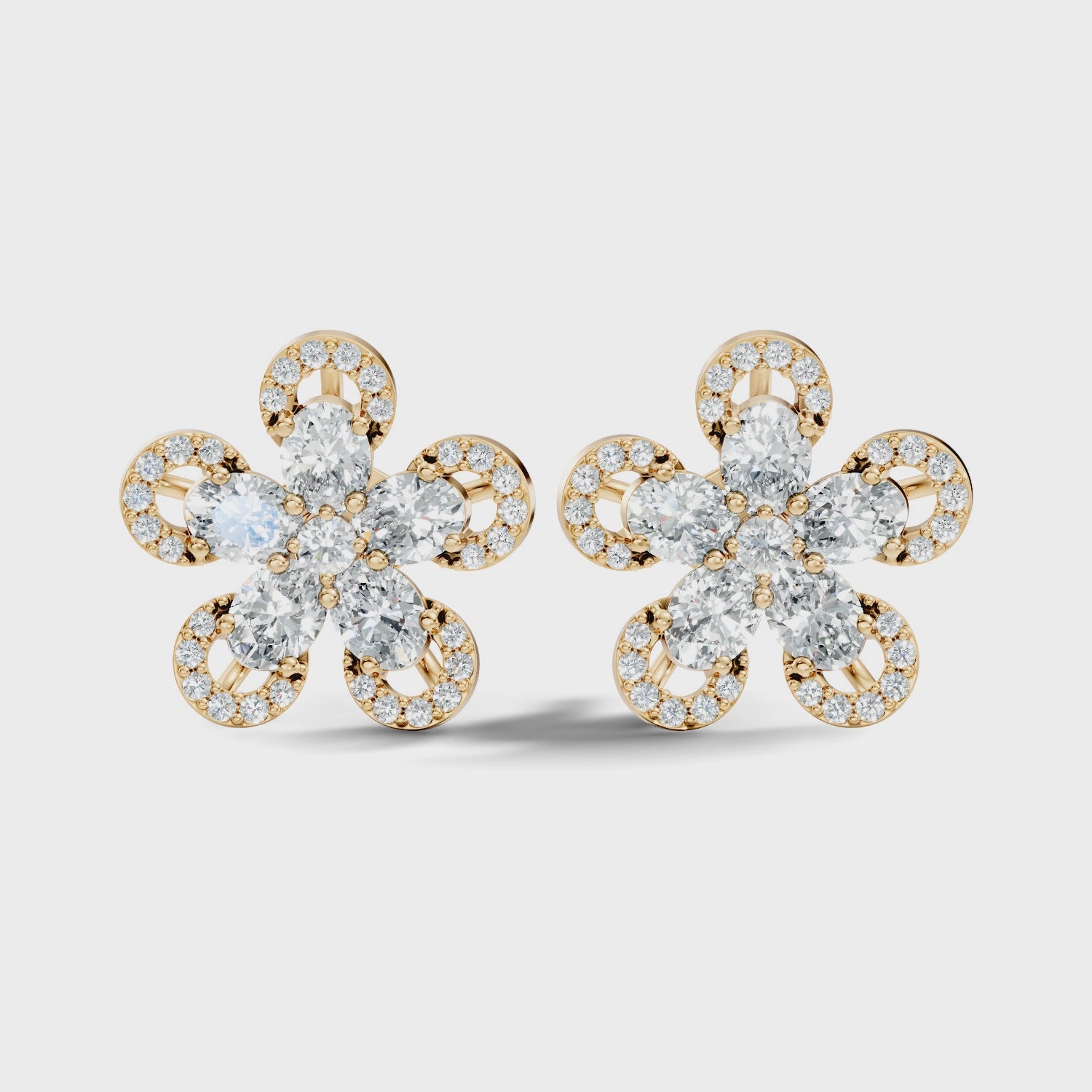 Oval & Round Diamond 5-Petal Openwork Flower Stud