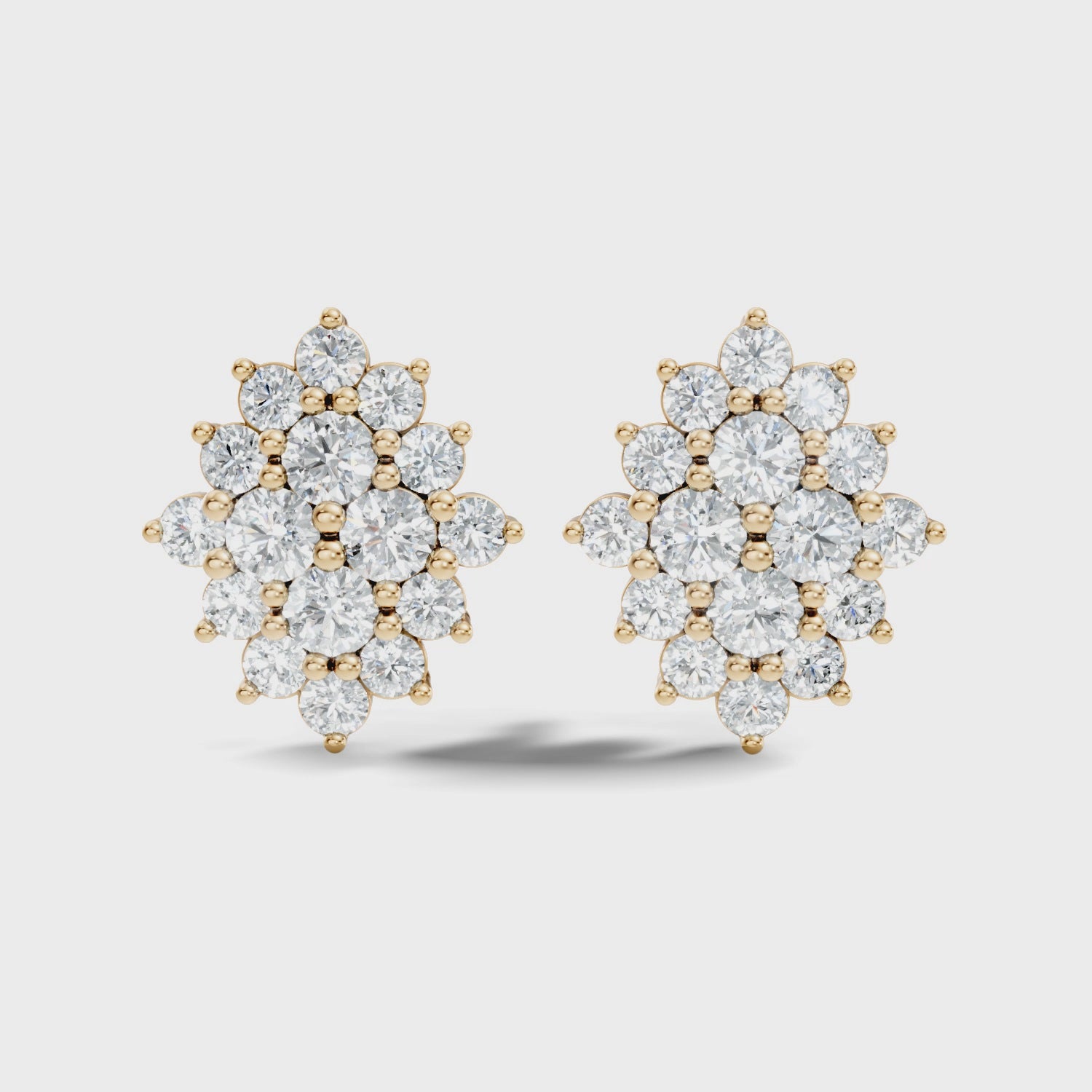 Round Brilliant Diamond Navette Cluster Stud